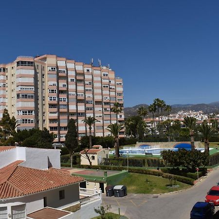 Fantastic Studio - Beachfront Apartment Torrox Luaran gambar