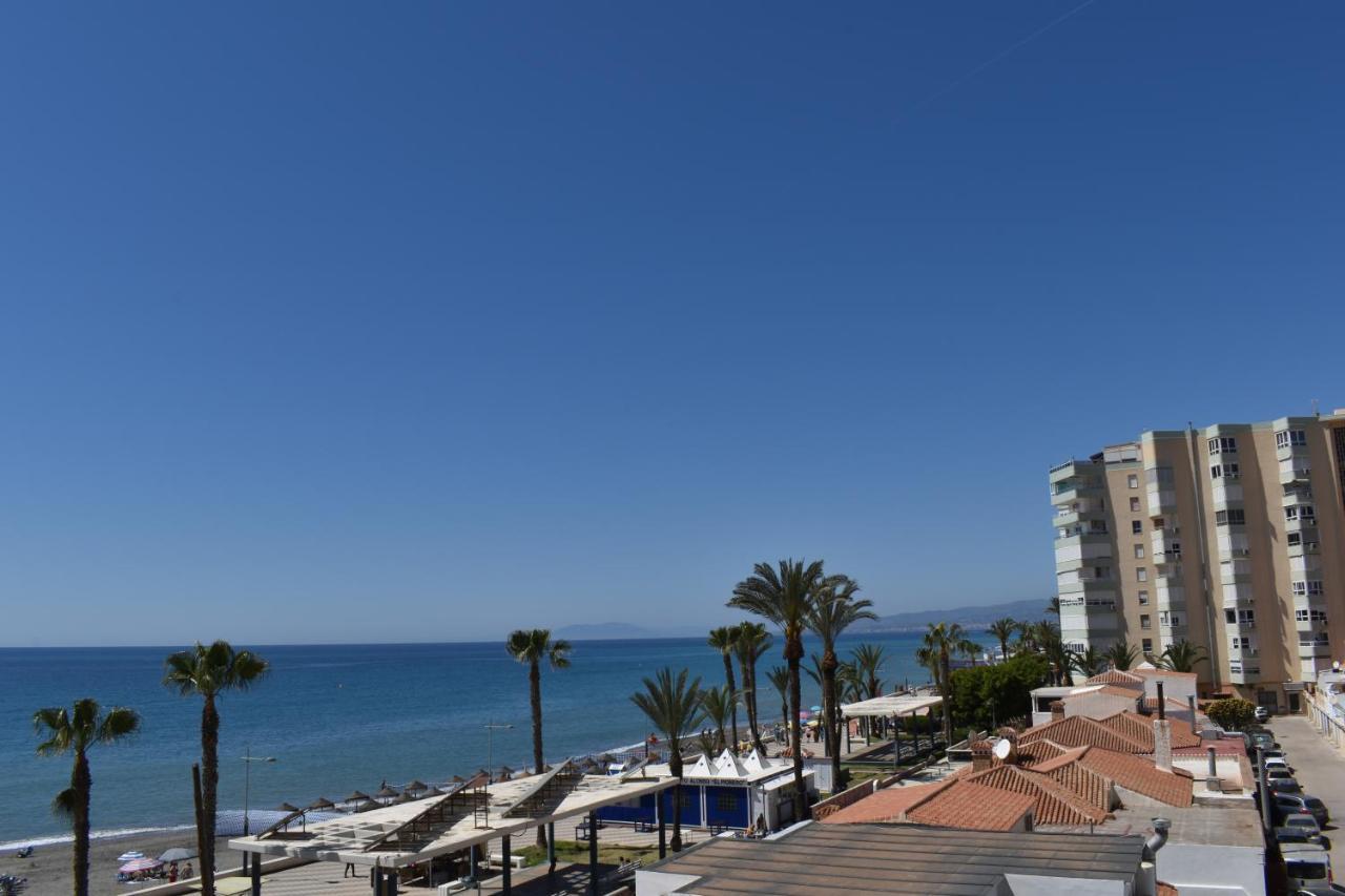 Fantastic Studio - Beachfront Apartment Torrox Luaran gambar