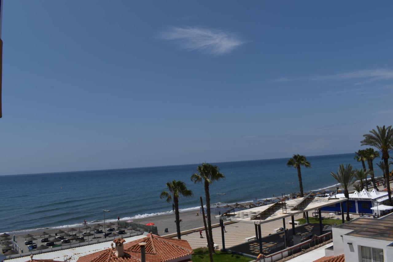 Fantastic Studio - Beachfront Apartment Torrox Luaran gambar