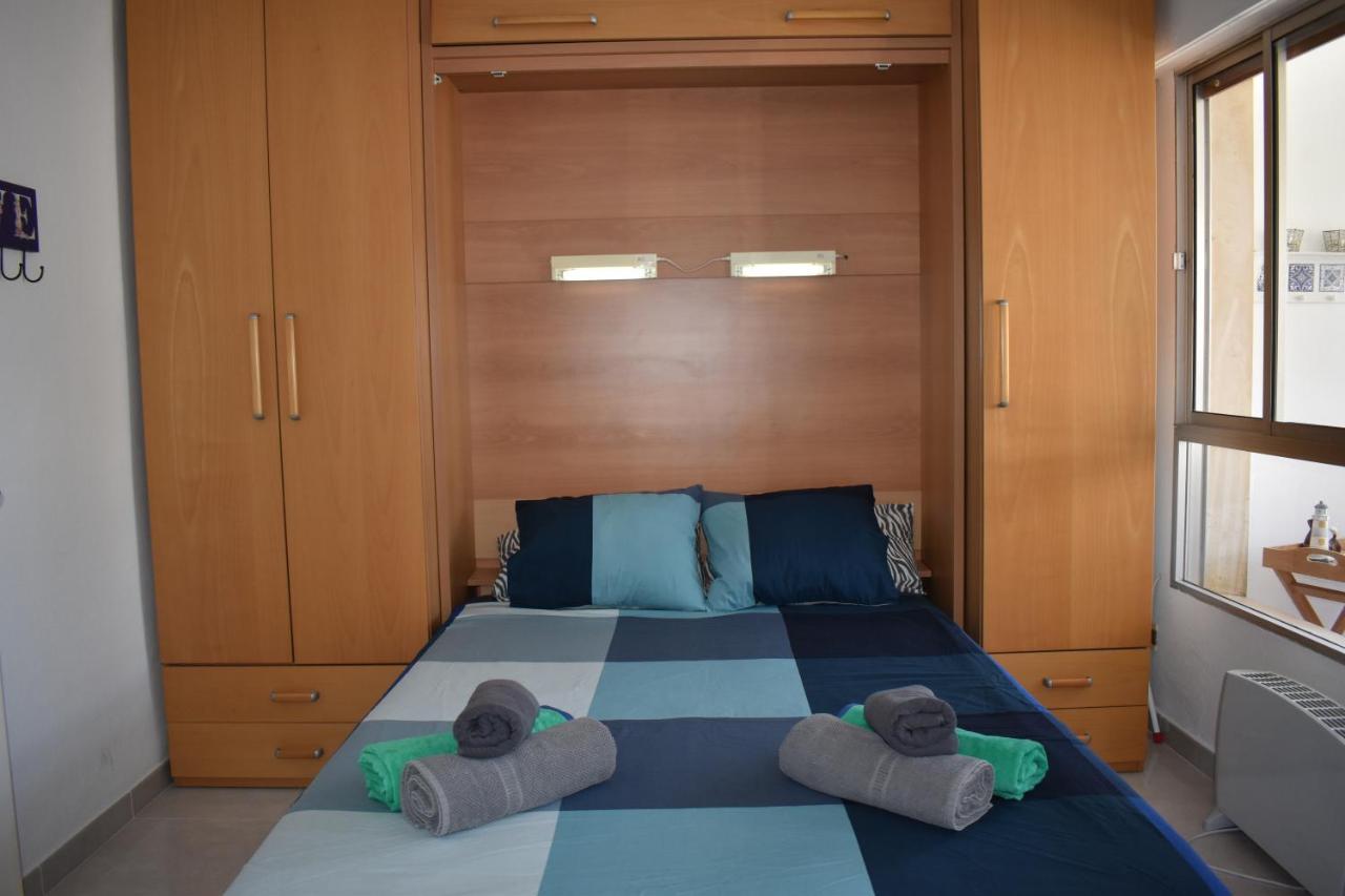 Fantastic Studio - Beachfront Apartment Torrox Luaran gambar